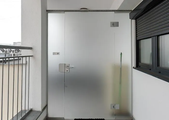 Apartment Ruheoase Im Dachgeschoss Mit Klimaanlage, Nur 10 Minuten Ins Zentrum Vienna