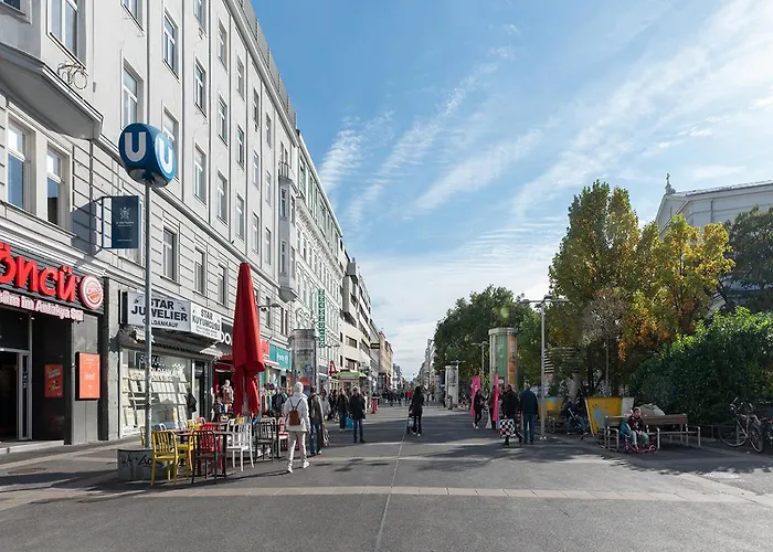Apartment Ruheoase Im Dachgeschoss Mit Klimaanlage, Nur 10 Minuten Ins Zentrum