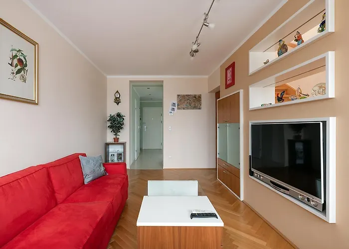 Apartment Ruheoase Im Dachgeschoss Mit Klimaanlage, Nur 10 Minuten Ins Zentrum Vienna