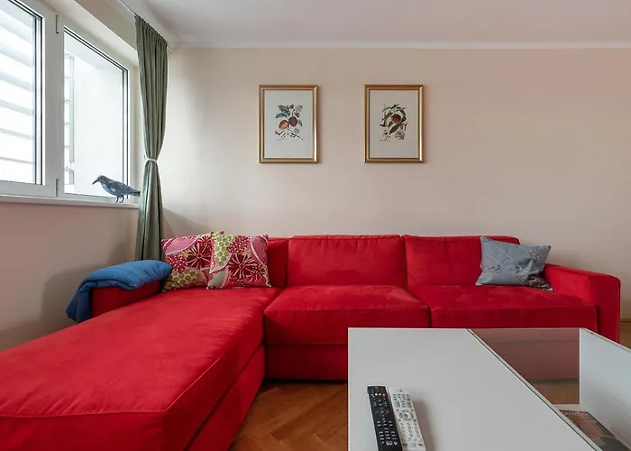 Apartment Ruheoase Im Dachgeschoss Mit Klimaanlage, Nur 10 Minuten Ins Zentrum *